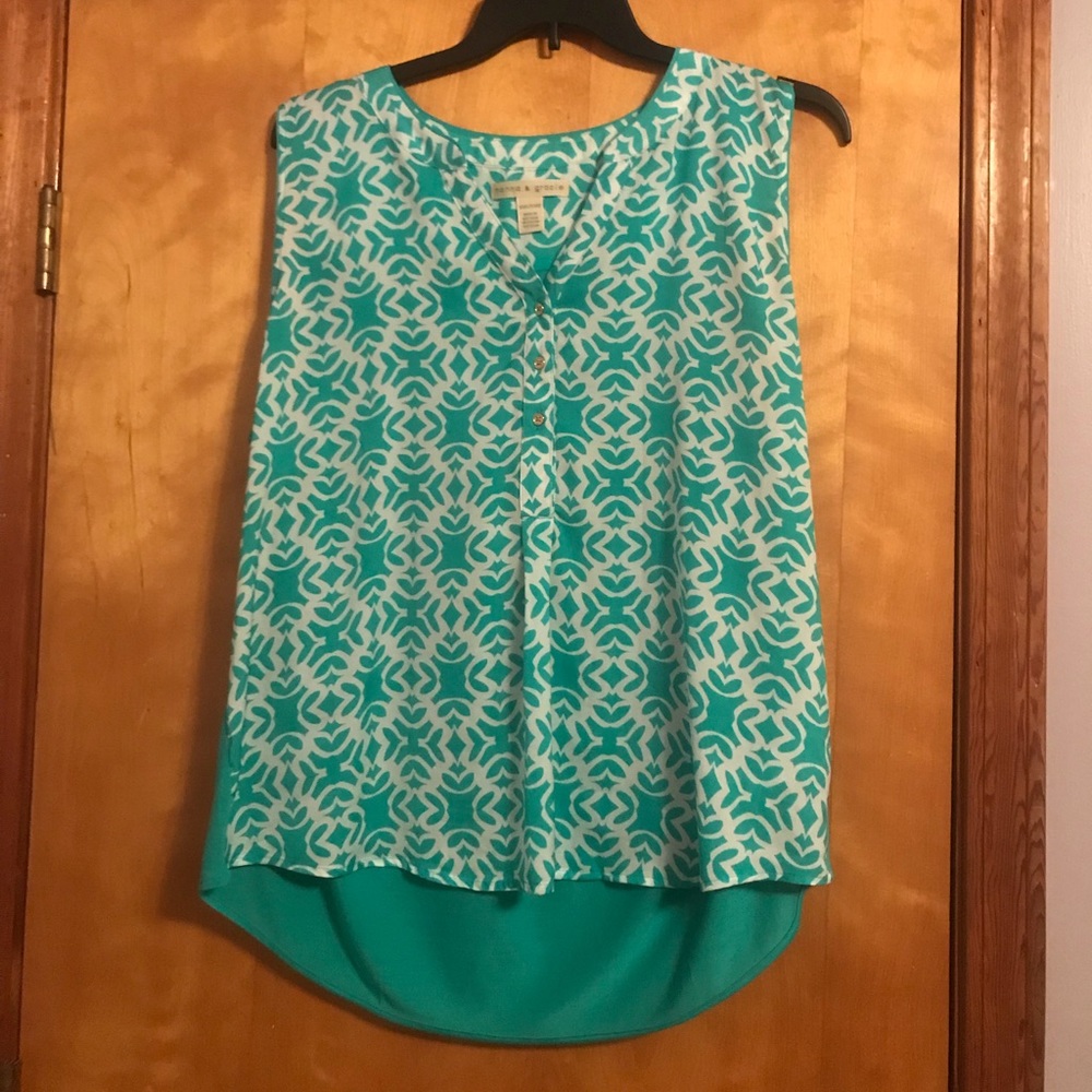 Sleeveless top